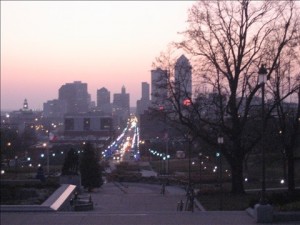 Des Moines downtown from the capitol steps