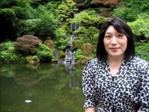 Pauline in the Japanese Garden in Portland (small)